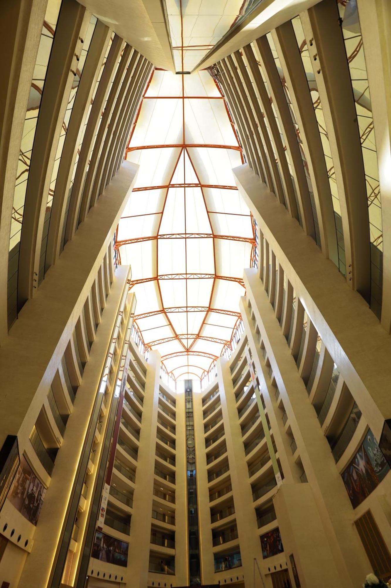 The World Surat Hotel ภายนอก รูปภาพ